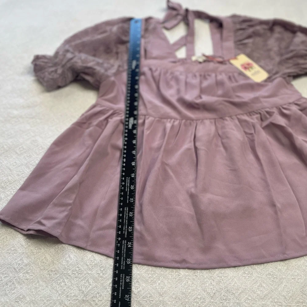 Entro Lavender Textured Sleeve Blouse  Size Medium ~ Spring‎ or Summertime
